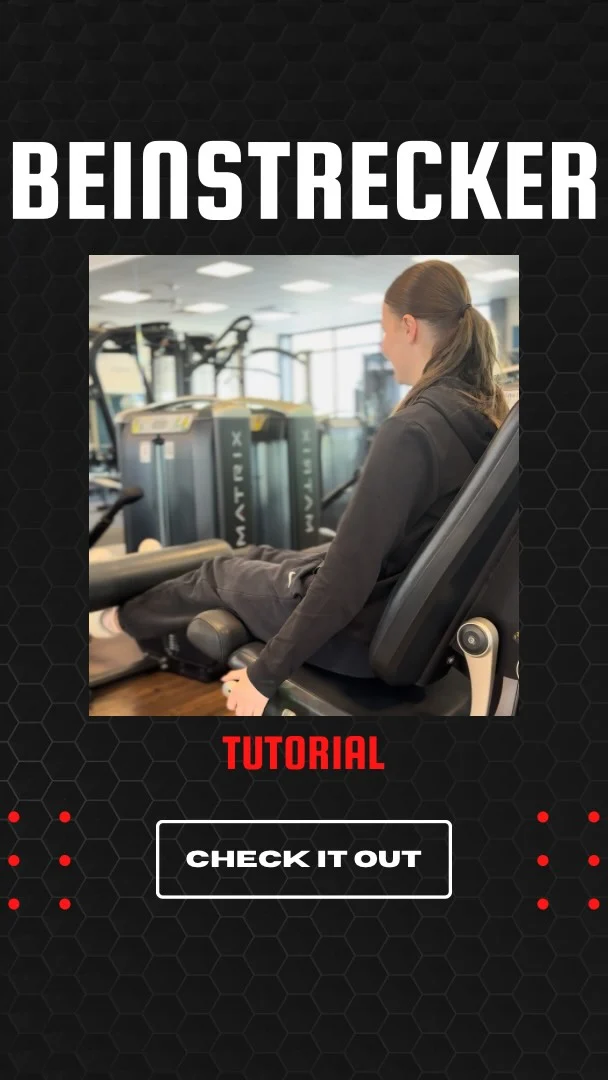 🔥 Form deine Vorderseite! 🔥
Der Beinstrecker ist die Isolationsübung schlechthin für den Quadrizeps:
👉 Definiert die Oberschenkelvorderseite
👉 Unterstützt Kraft bei Kniebeugen & Beinpresse
👉 Stabilisiert das Kniegelenk

💡 Tipp: Arbeite kontrolliert, halte die Spannung oben kurz und vermeide Schwung – so spürst du den Muskel richtig brennen. 🔥

Mit dem Beinstrecker bringst du deine Beine auf das nächste Level – perfekt als Finisher nach deinem Legday! 🚀